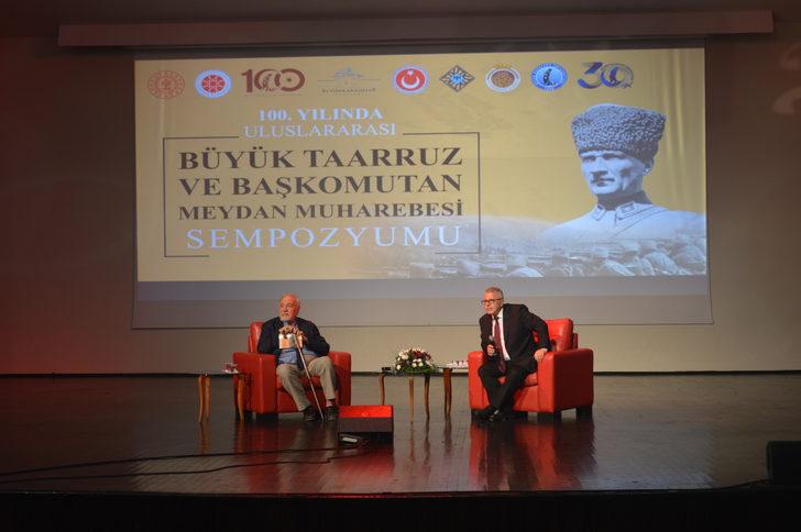 Afyonkarahisar'da "100. Yılda Uluslararası Büyük Taarruz ve Başkomutan Meydan Muharebesi Sempozyumu" başladı G4