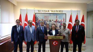 Kültür ve Turizm Bakan Yardımcısı Yavuz, Uşak'ta ziyaretlerde bulundu