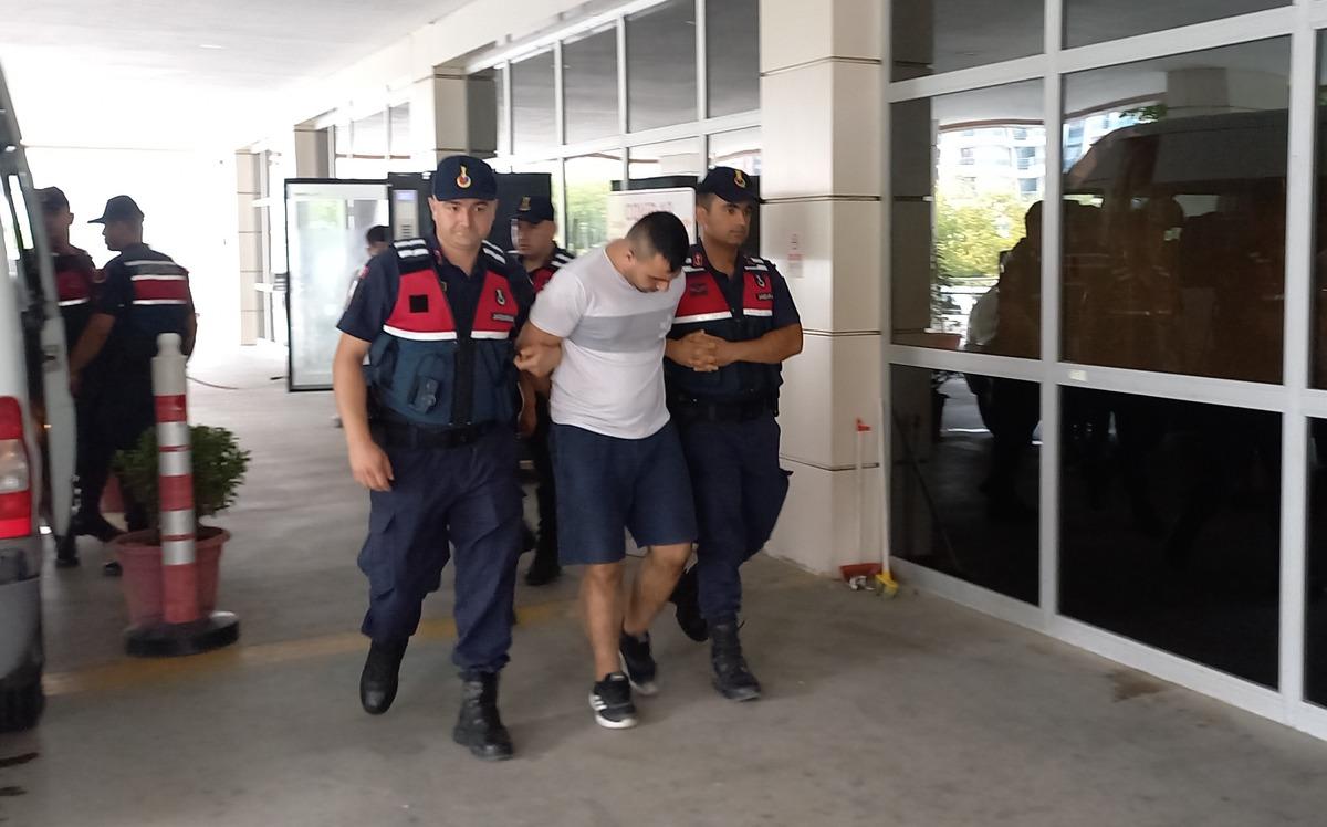 Manisa'daki uyuşturucu operasyonunda 3 kişi tutuklandı