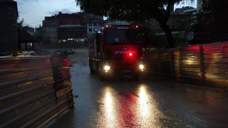 Bolu'da toprak kayması doğal gaz hattını kopardı G5