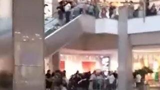 Ankara'da AVM'de panik anları! Telaşla dışarı çıkmaya çalıştılar
