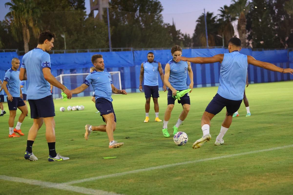 Adana Demirspor, HangiKredi &Uuml;mraniyespor ma&ccedil;ı hazırlıklarını tamamladı