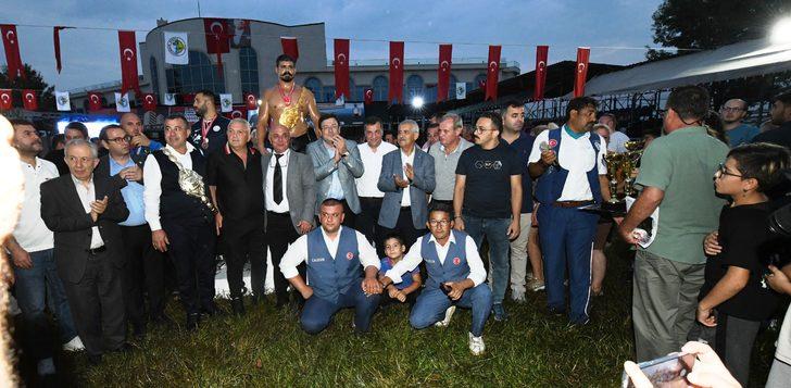 288. Geleneksel Çardak Yağlı Güreşleri'nde başpehlivan Cengizhan Şimşek oldu G1