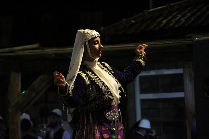 Antalya'da 6. Uluslararası Folklor Festivali başladı G2