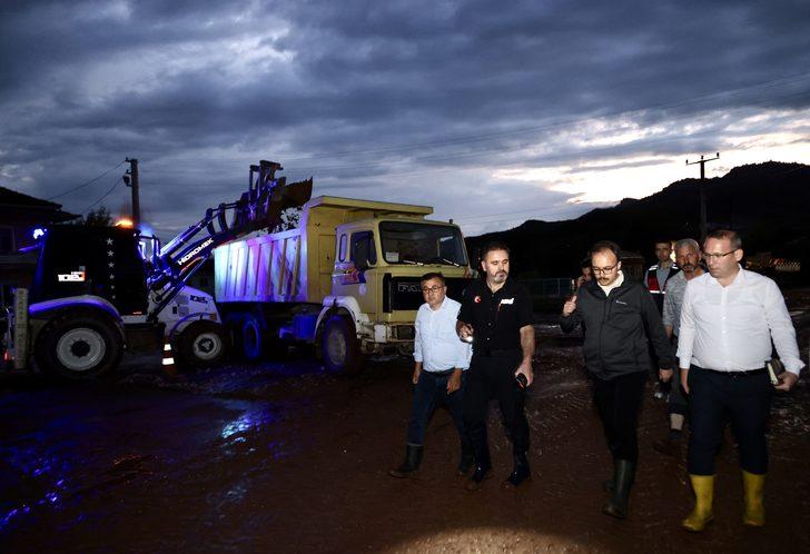 Bilecik'te sağanak ve taşkın bir köyde hasara yol açtı G3