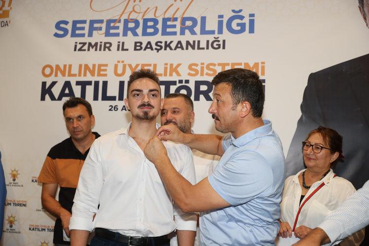 AK Parti İzmir İl Başkanlığında üye katılım toplantısı düzenlendi G5