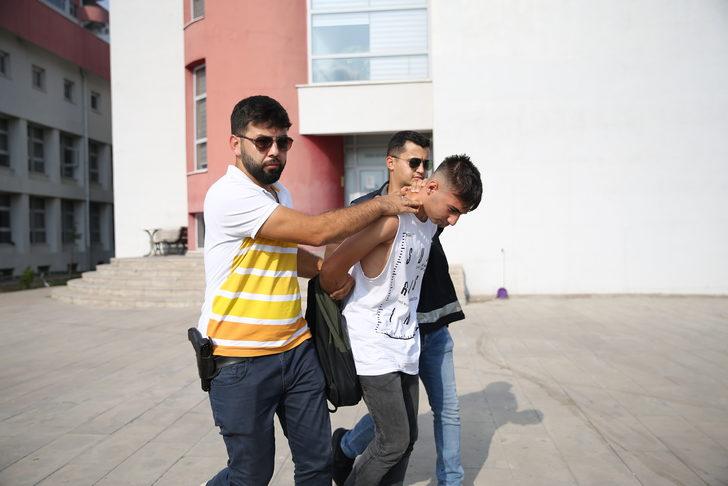 Adana'da polise ateş açılmasıyla ilgili yakalanan 3 zanlıdan biri tutuklandı G3