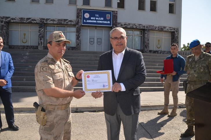 Muş'ta Tuğgeneral İlhan Şen için uğurlama töreni düzenlendi G1