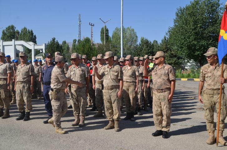 Muş'ta Tuğgeneral İlhan Şen için uğurlama töreni düzenlendi G2
