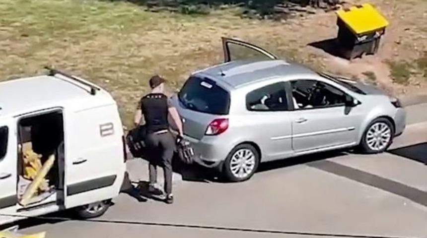 Hırsızlık yaparken yakayı fena ele verdi!