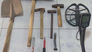 Elazığ'da kaçak kazı yapan 3 şüpheli suçüstü yakalandı