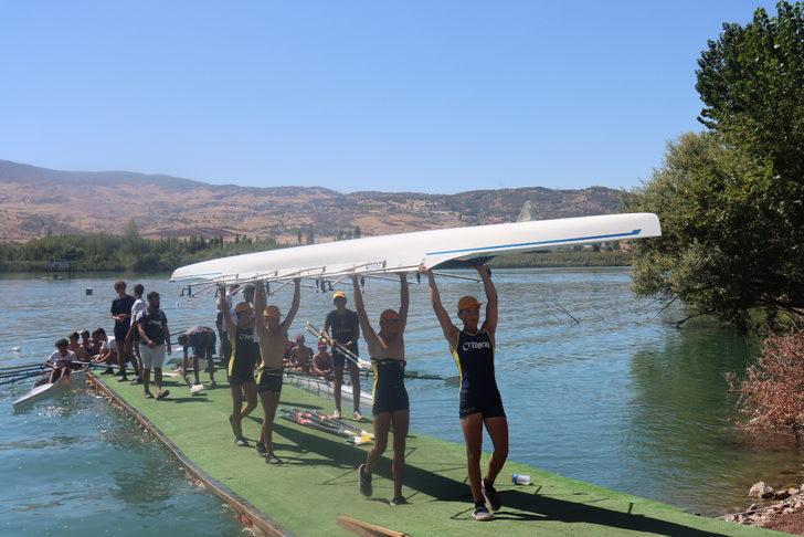 Gençler Türkiye Kürek Şampiyonası Adıyaman'da sürüyor G3
