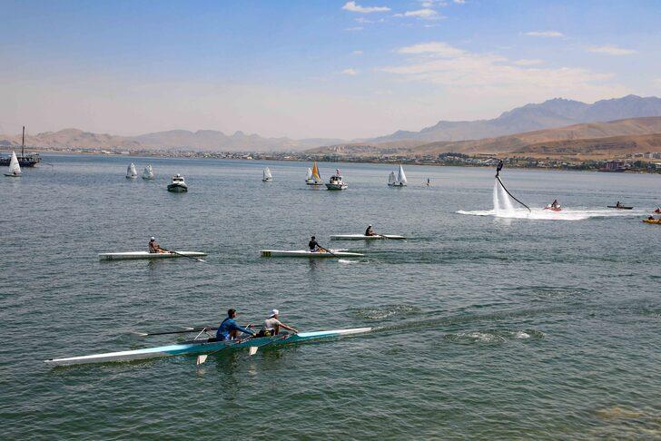 Van'da "10. Van Denizi Su Sporları Festivali" başladı G4