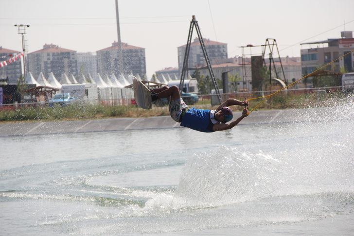 Su Kayağı Türkiye Şampiyonası Afyonkarahisar'da başladı G2
