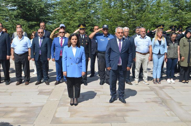 Büyük Taarruz'un 100. yılı dolayısıyla Afyonkarahisar'da şehitliklerde tören düzenlendi G4