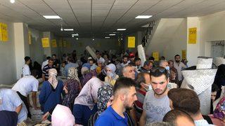 Fiyatını duyan geldi, insan ve araç kuyrukları oluştu! Fabrikada bile yok