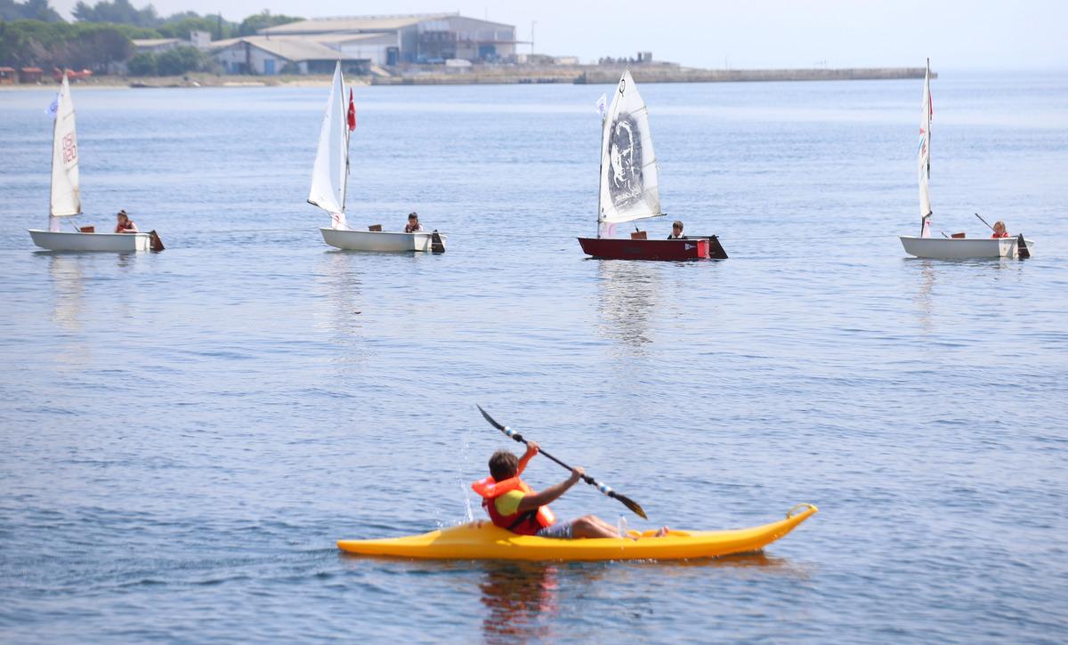 T&uuml;rk Kızılay, &Ccedil;anakkale'de Halep Vapuru şehitleri i&ccedil;in anı dalışı d&uuml;zenledi