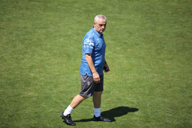 Rıza Çalımbay, UEFA Avrupa Konferans Ligi'ndeki kurayı değerlendirdi: G1