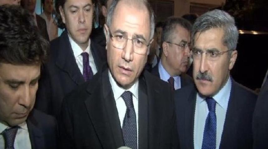 İçişleri Bakanı Efkan Ala Cerrahpaşa'daki yaralıları ziyaret etti