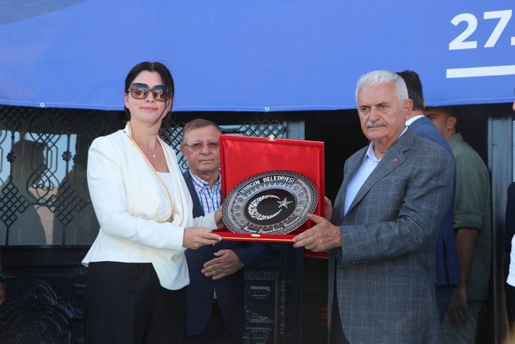 AK Parti'li Yıldırım, Erzincan'da hayırsever iş insanı tarafından yaptırılan okulu açtı: G4