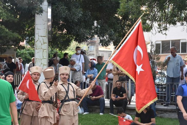 Afyonkarahisar'da Büyük Taarruz'un 100. yılında "Zafer Halk Yürüyüşü" düzenlendi G4