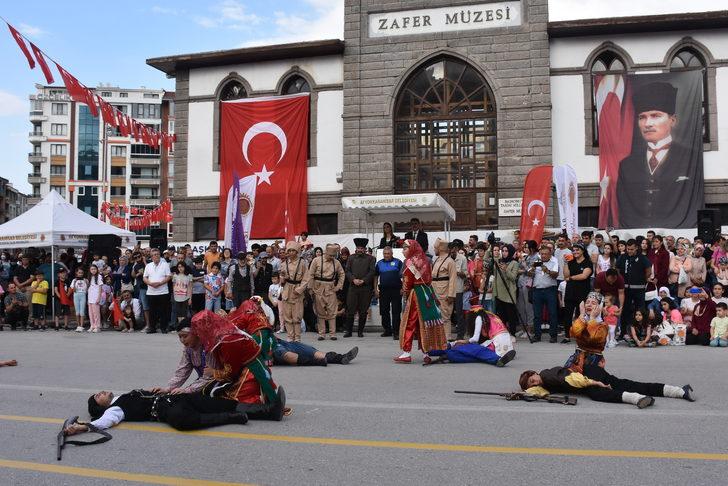 Afyonkarahisar'ın düşman işgalinden kurtuluşunun 100. yıl dönümü kutlandı G2