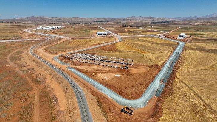 Sivas'ın yatırım üssü Demirağ OSB'de fabrikalar yükseliyor G5