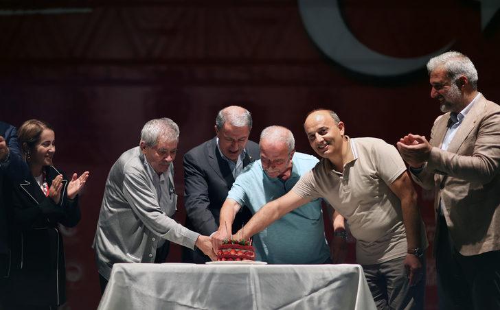 AK Parti İstanbul'dan "Kahramanları Anma ve Zafer Gecesi" programı G1