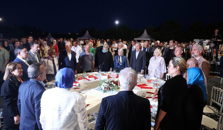 AK Parti İstanbul'dan "Kahramanları Anma ve Zafer Gecesi" programı G3