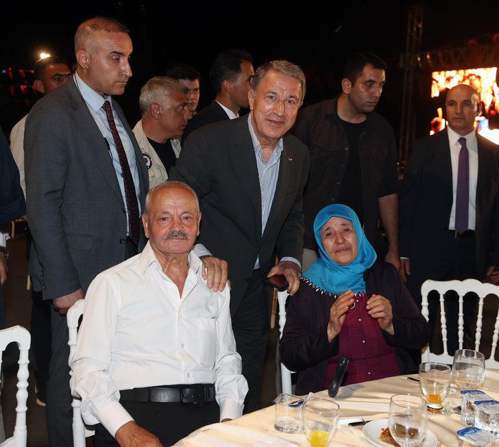 AK Parti İstanbul'dan "Kahramanları Anma ve Zafer Gecesi" programı G4