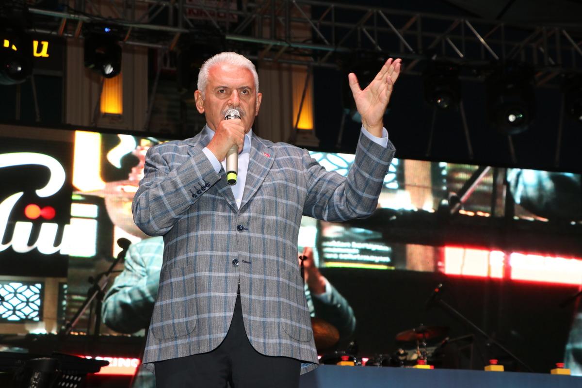 AK Parti'li Yıldırım, Erzincan'da yaşam merkezi temel atma t&ouml;reninde konuştu: