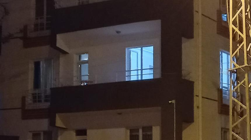 Akılalmaz olay! Kayseri'de 3 yaşındaki &ccedil;ocuk babasını &ouml;ld&uuml;rd&uuml;