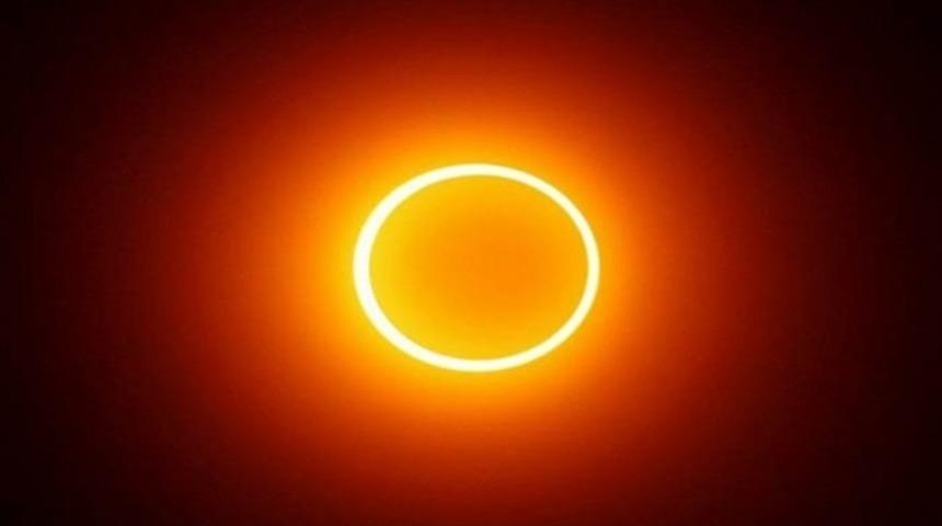 G&uuml;neş tutulması konusunda uzmanlardan 'selfie' uyarısı