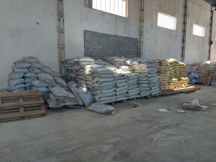 Elazığ'da 54 ton sahte gübre ele geçirildi G2