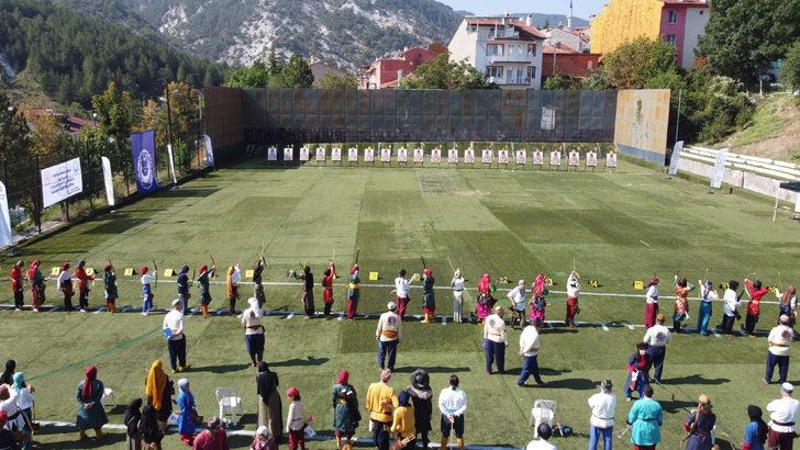 Kütahya'da geleneksel okçular Zafer Kupası için yarıştı G2