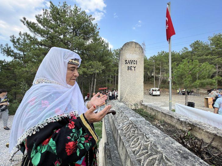 Ertuğrul Gazi'nin oğlu Saru Batu Savcı Bey, Domaniç'teki kabri başında anıldı G1