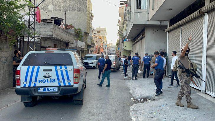 Adana'da polisten kaçarken bir çocuğu rehin alan şüpheli yakalandı G3