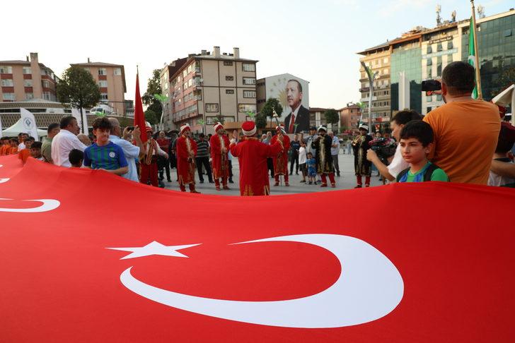 Rize'de kortej yürüyüşü düzenlendi G2