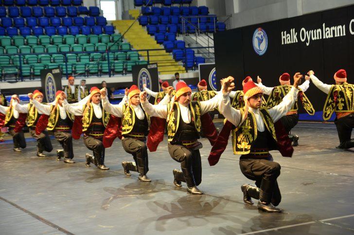Halk Oyunları Büyükler Kategorisi Türkiye Finali Zafer Kupası, Kütahya'da yapıldı G2