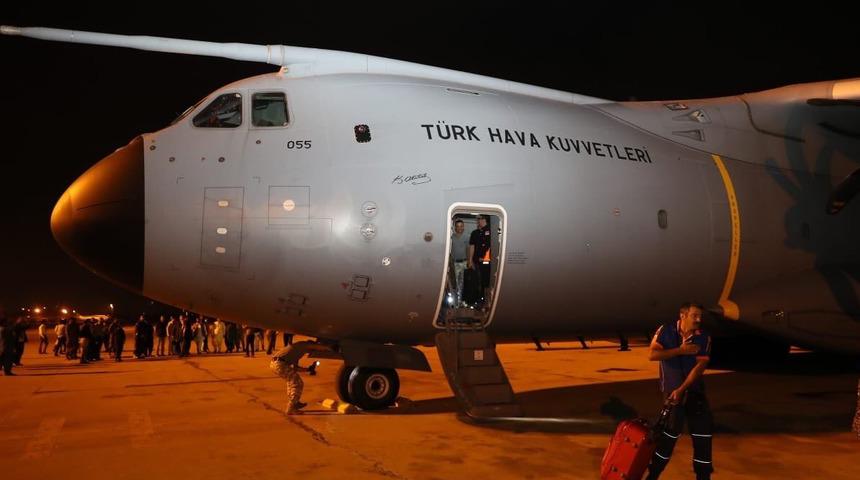 Türkiye'den selden etkilenen Pakistan'a yardım eli