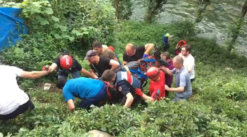 İranlı turistin feci sonu! Cansız bedeni kayalara takılmış halde bulundu