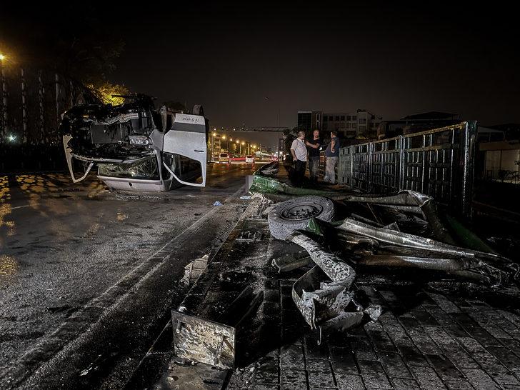 Bursa'da devrilen minibüsün sürücüsü yaralandı G4