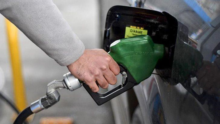 Benzin ne kadar, kaç TL? Akaryakıt fiyatlarına ZAM ya da İNDİRİM var mı? 2 Ocak 2023 güncel benzin ve motorin fiyatları
