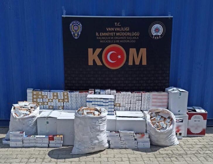 Van'da iki el bombası ile gümrük kaçağı malzemeler ele geçirildi G3