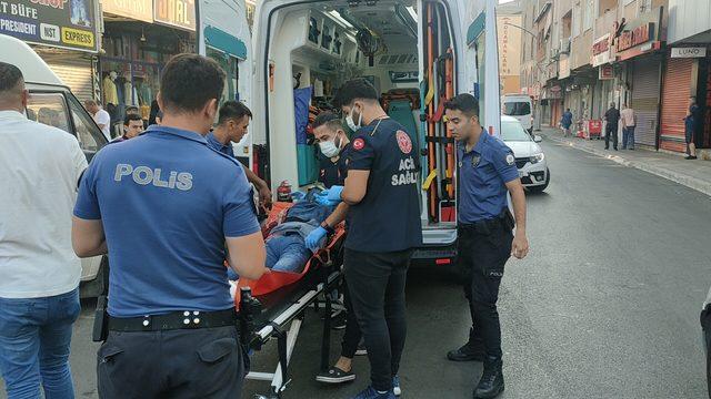 Kocaeli'de bıçaklı kavgada 3 kişi yaralandı