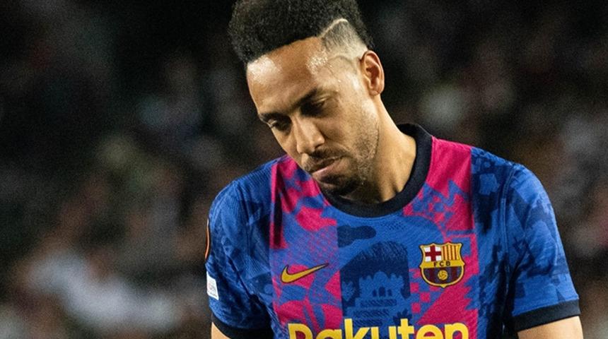 Barcelonalı futbolcu Aubameyang'ı darbedip evini soydular