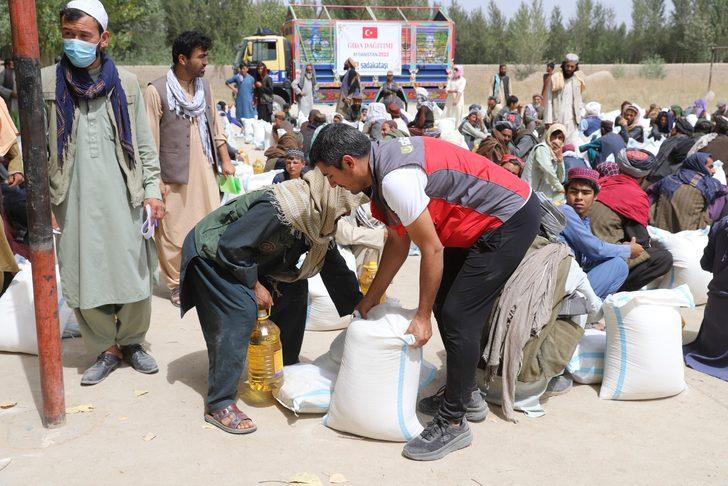 Sadakataşı Derneğinden Afganistan'a yardım G5