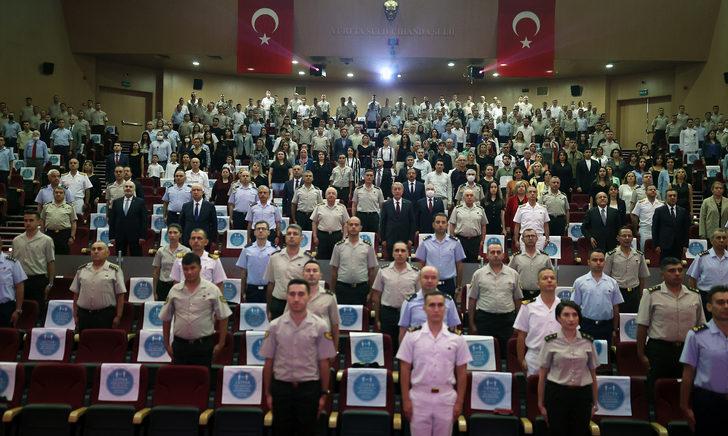 Milli Savunma Bakanı Akar, TSK rütbe terfi töreninde konuştu: G1