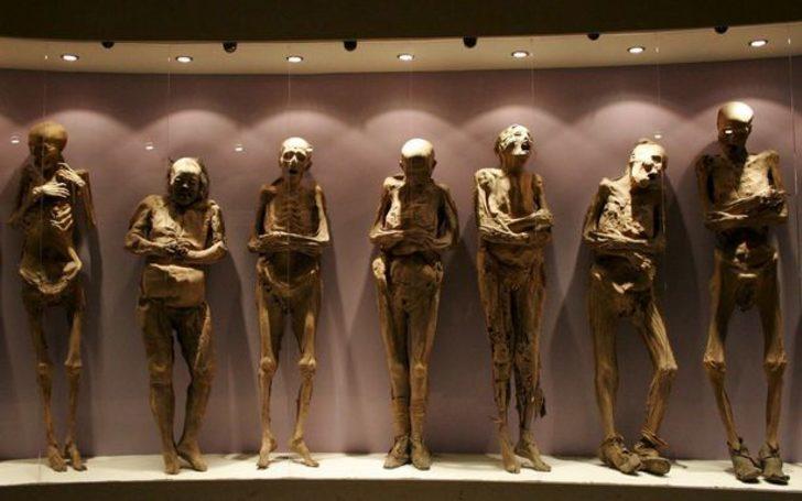 Ölü insanların gerçek bedenleri sergileniyor! Dünyanın en korkunç müzesi: El Museo De Las Momias (Mumya Müzesi) G2