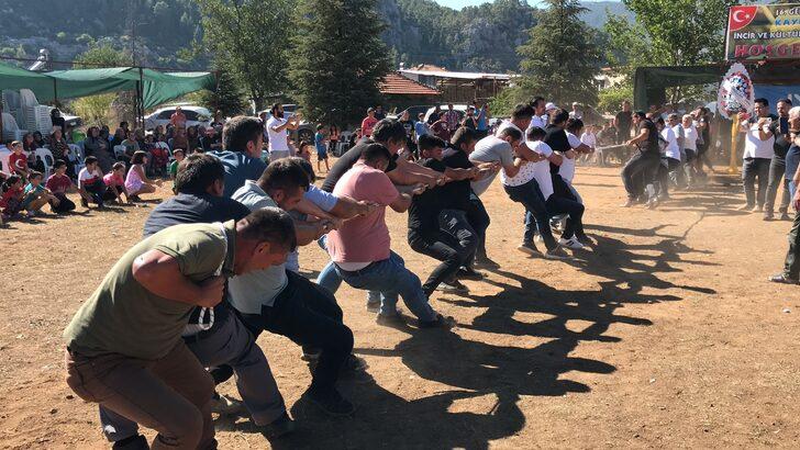 Burdur'da incir ve kültür sanat şenliği düzenlendi G2